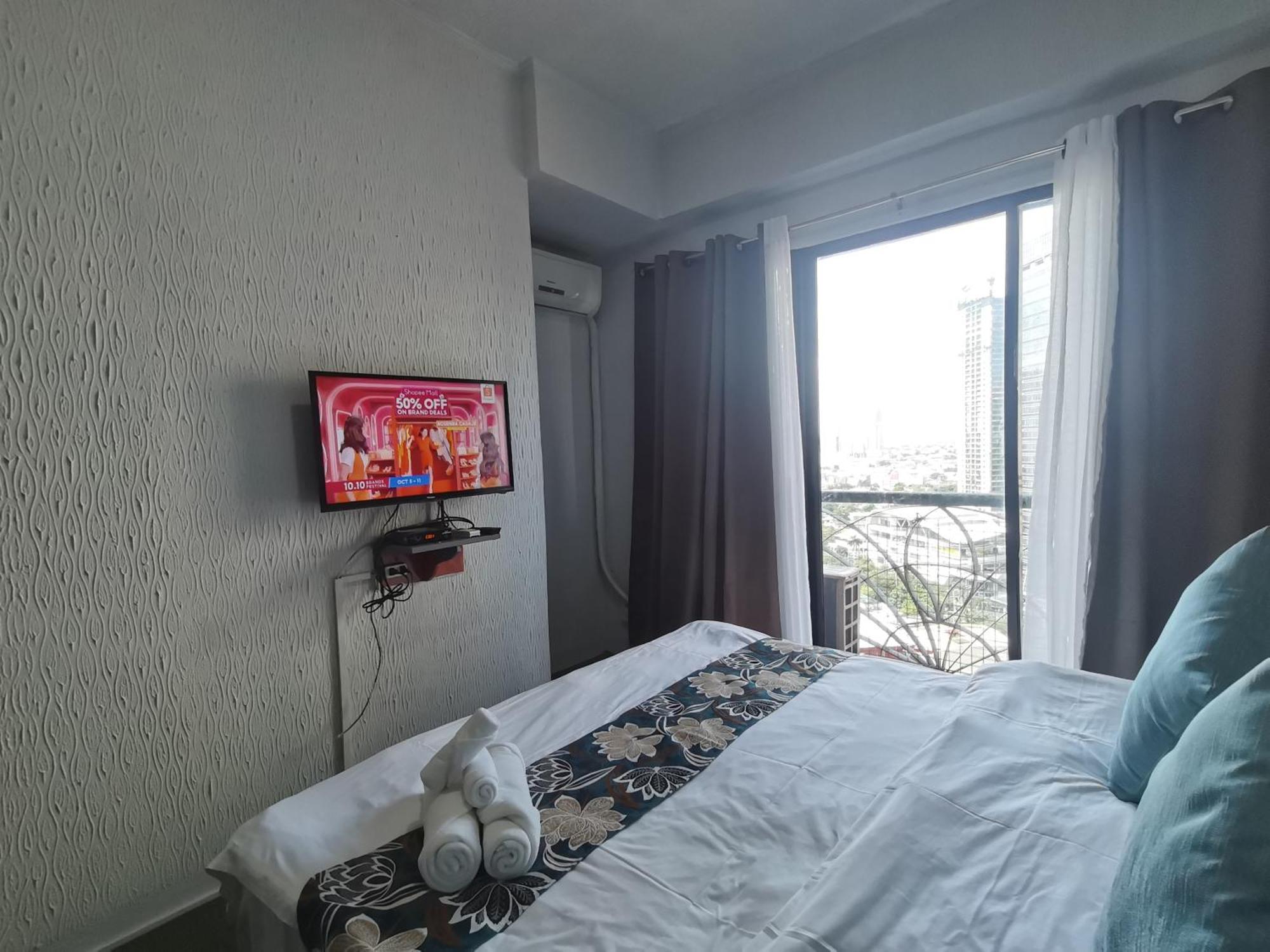 Warm Makati Aparthotel Makati City ภายนอก รูปภาพ